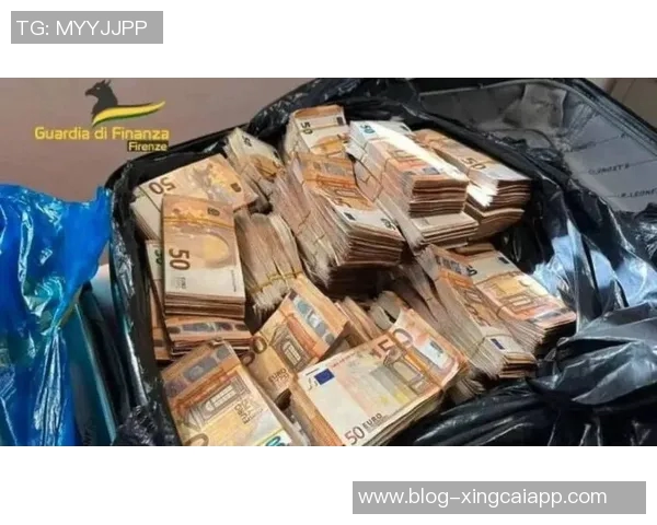 阿斯报导那不勒斯报价帕尔梅拉斯中场阿兰遭拒绝金额达3500万欧元